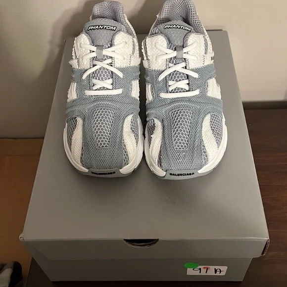 BALENCIAGA Phantom Washed Sneakers 37.5